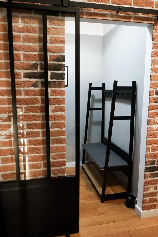 Stilvolles City-Loft Mit Privatem Whirlpool Trier Exterior foto